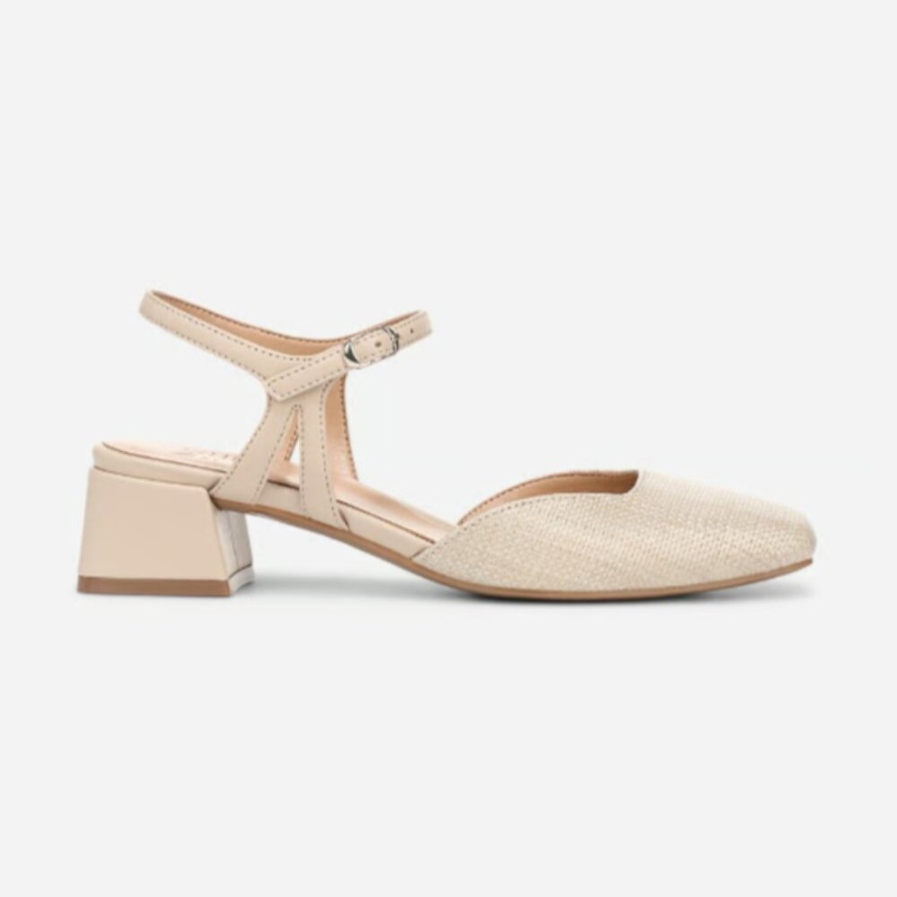 NATURALIZER HATTIE STRAPPY DRESS SHOE - Picture 10 of 11